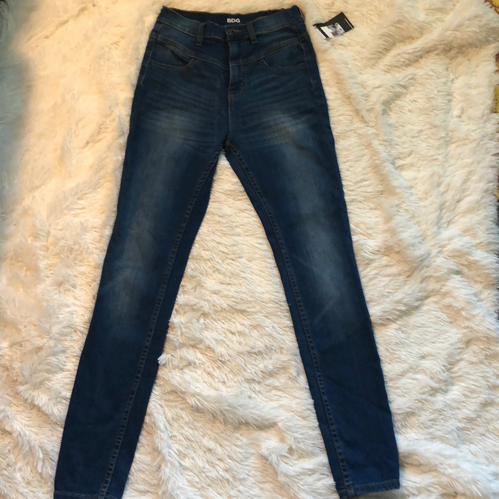 URBAN OUTFITTERS BDG JEANS